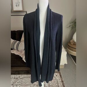 Cabi Cardigan Size Medium